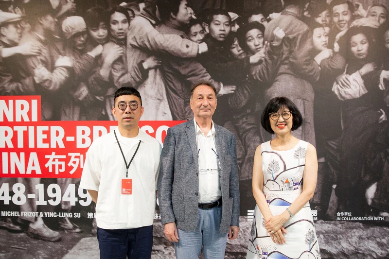 《布列松在中國》策展人蘇盈龍、Michel Frizot;北美館館長林平。 《布列松在中國》策展人蘇盈龍、Michel Frizot;北美館館長林平。