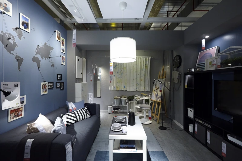 牆面立邦色號 BN6470-3藍/牆面立邦色號 NN1370-3灰