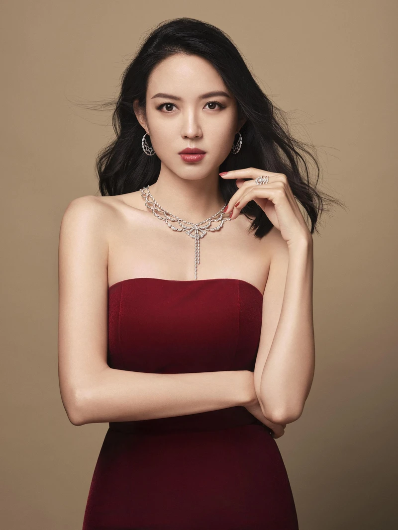 LORELEI REVERIE系列白K金鑽石環狀耳環、白K金鑽石項鍊、白K金鑽石戒指