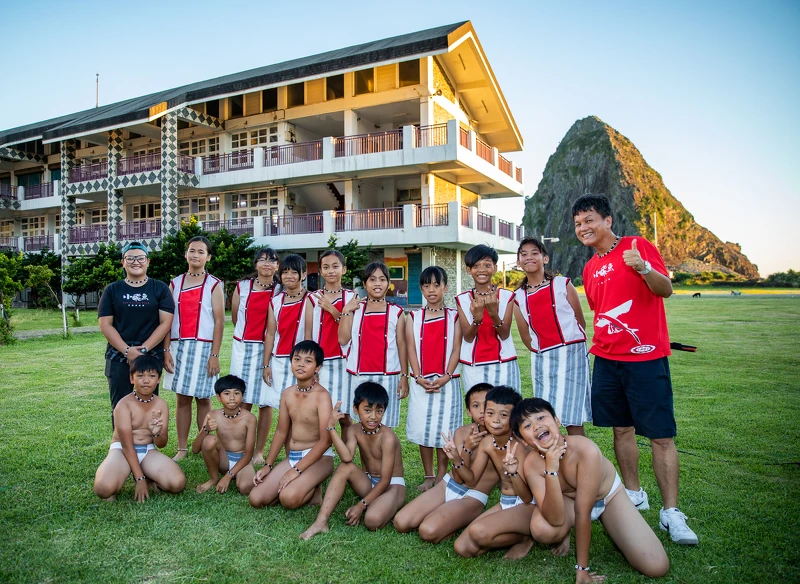 蘭嶼小飛魚展演隊 蘭嶼小飛魚展演隊