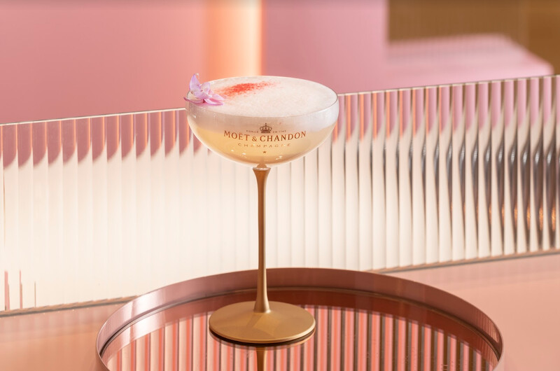 「Moët White 」 （白色泡泡蜂蜜橙花香檳調酒）