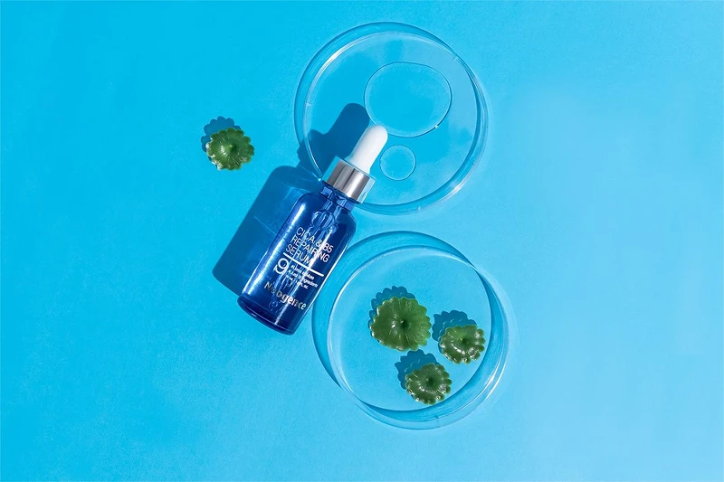 積雪草B5修護純粹精華 30ml (NT$1,200)