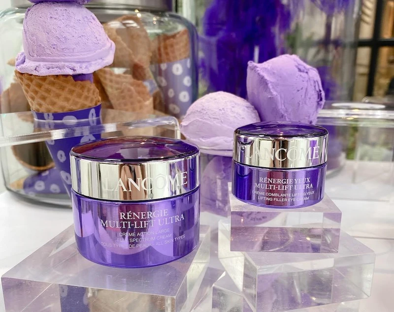 左:青春霜(超緊顏白金淡斑霜)右:青春雪酪眼霜(超緊顏白金緊緻抗痕眼霜) 左:青春霜(超緊顏白金淡斑霜)右:青春雪酪眼霜(超緊顏白金緊緻抗痕眼霜)