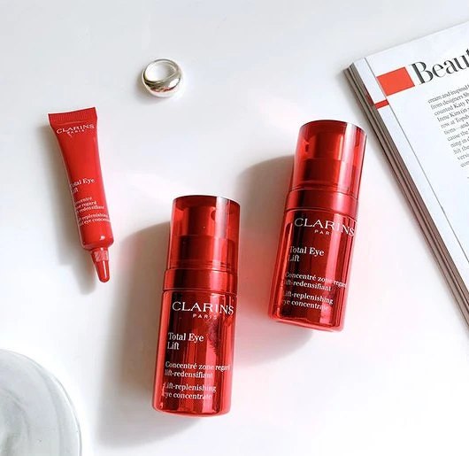 含:全效緊緻眼霜 15ml * 2 + 全效緊緻眼霜 7ml 含:全效緊緻眼霜 15ml * 2 + 全效緊緻眼霜 7ml