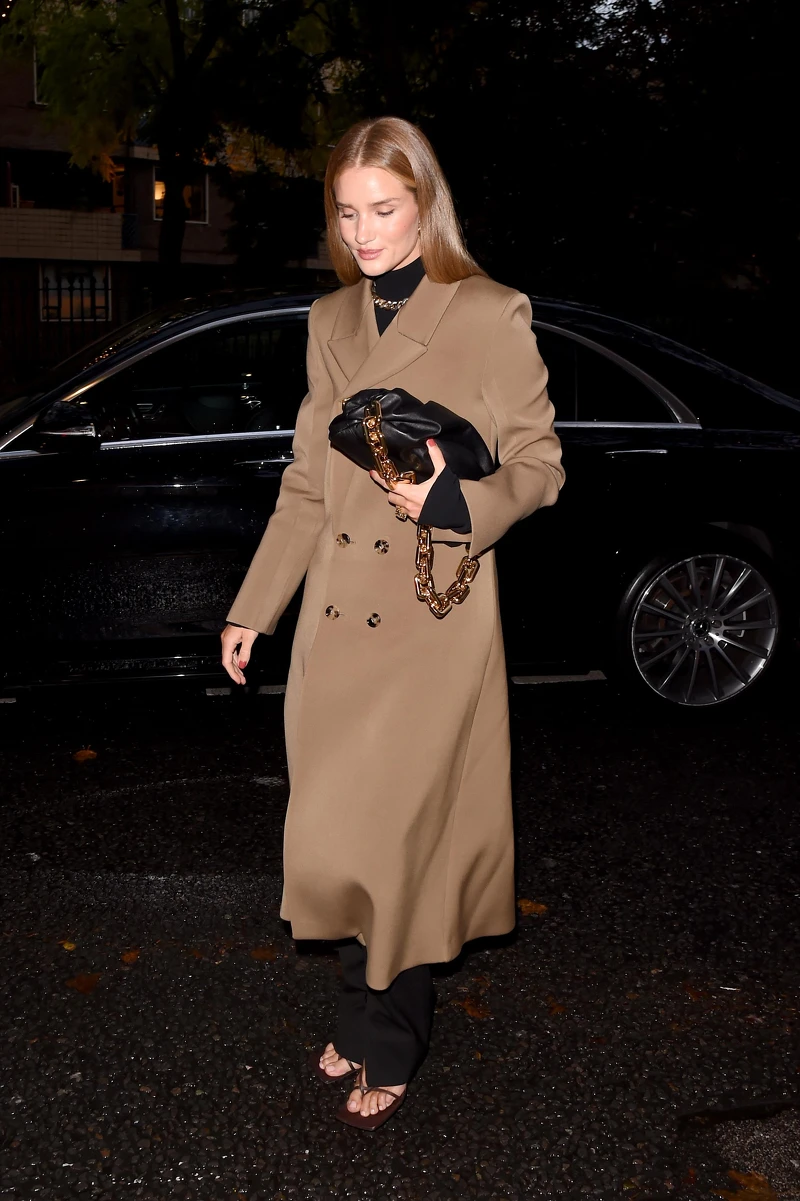 Rosie Huntington Whiteley 蘿西·杭亭頓-懷特莉