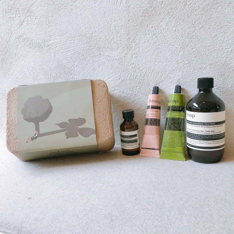 Aesop 2020-2021年度禮盒《感官紀事》學問的藏家The Lore Collector Aesop 2020-2021年度禮盒《感官紀事》學問的藏家The Lore Collector