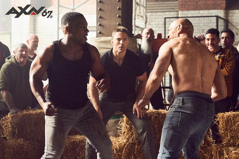 英劇《刀槍不入》 英劇《刀槍不入》