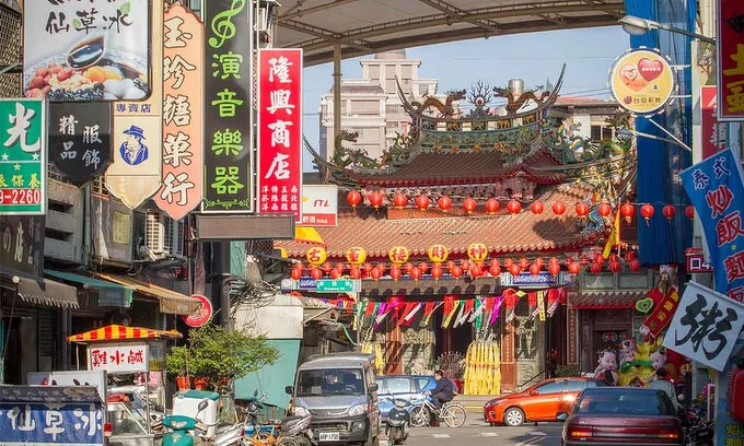 全台少見文官樣貌五穀爺（龍元宮）。Source: KLOOK