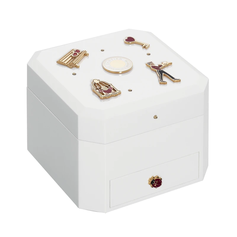 Diabolo de Cartier 音樂盒01,參考價格約NT$ 98,000 Diabolo de Cartier 音樂盒01,參考價格約NT$ 98,000