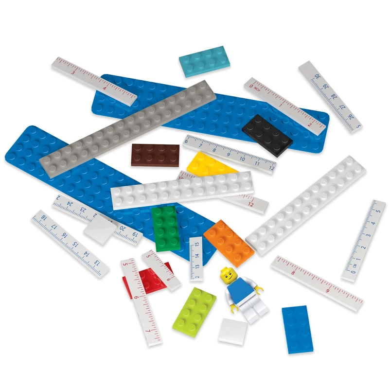 誠品書店|LEGO創意組裝文具系列|推薦價220-490元。 誠品書店|LEGO創意組裝文具系列|推薦價220-490元。