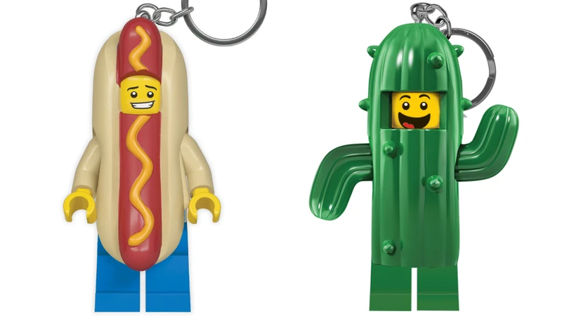 誠品書店|「LEGO鑰匙圈燈」系列|特價357元|原價420元。 誠品書店|「LEGO鑰匙圈燈」系列|特價357元|原價420元。