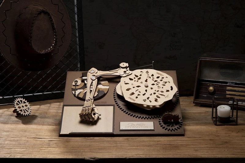 「達文西復刻繪畫手臂」定價1,299元｜誠品禮物節