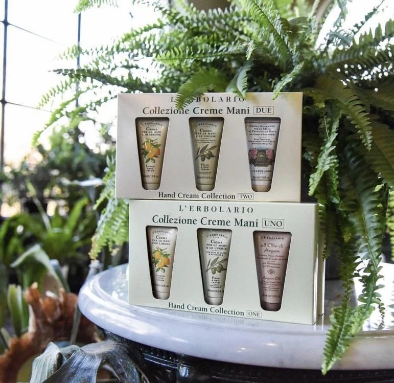 經典護手禮盒(玫瑰+手部修護+檸檬各30ml)原價1180元 特價699元 經典護手禮盒(玫瑰+手部修護+檸檬各30ml)原價1180元 特價699元