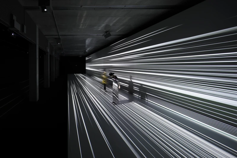 「 in fibrils 」梅田宏明 「 in fibrils 」梅田宏明