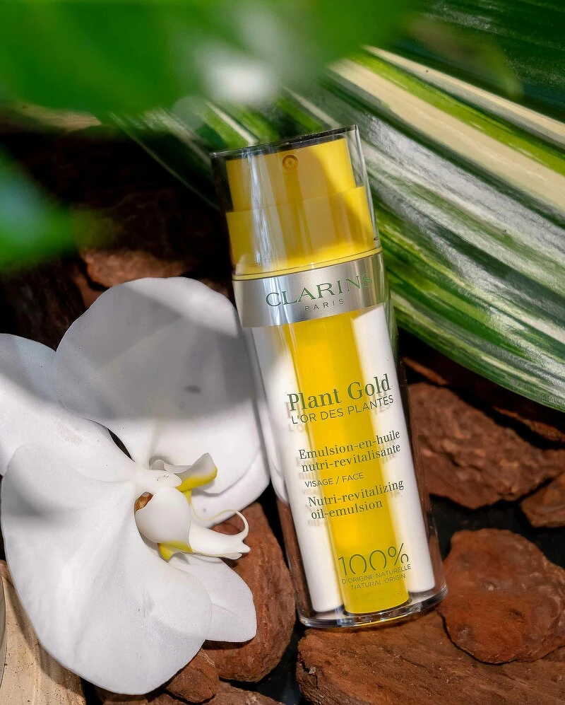 蘭花純萃賦活乳,35ml,NT2,450。 蘭花純萃賦活乳,35ml,NT2,450。