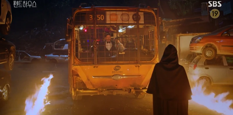 《上流戰爭》劇情內容驚世駭俗列限制級