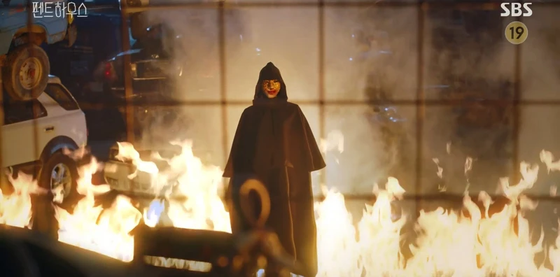  《上流戰爭》劇情內容驚世駭俗列限制級