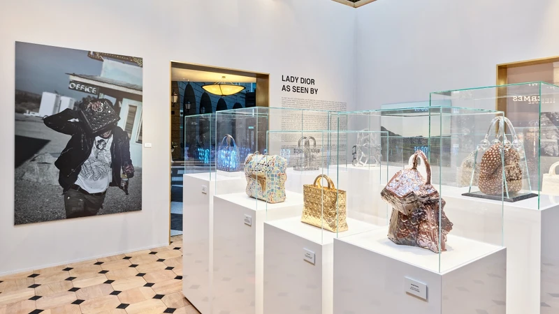Lady Dior As Seen By藝術展 Lady Dior As Seen By藝術展