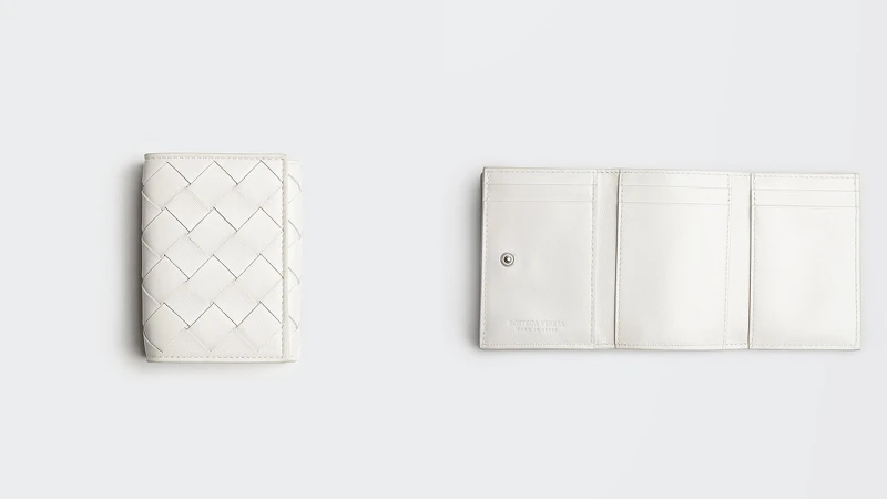 Bottega Veneta編織短夾，約NT17,000