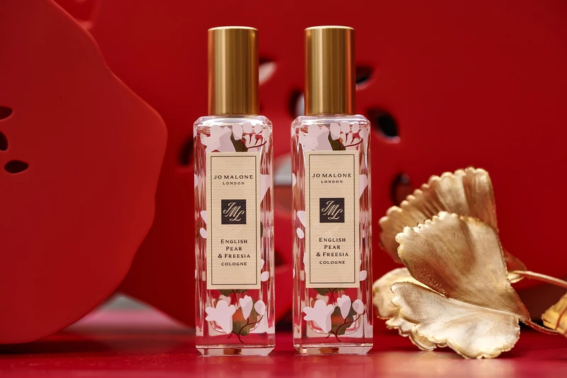 英國梨與小蒼蘭香水 新春限定版 30ml NT2,700、100ml NT5,400 英國梨與小蒼蘭香水 新春限定版 30ml NT2,700、100ml NT5,400