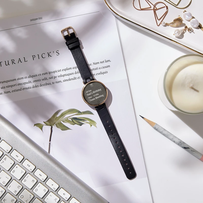 GARMIN Lily智慧腕錶-運動款,NT6,990 GARMIN Lily智慧腕錶-運動款,NT6,990