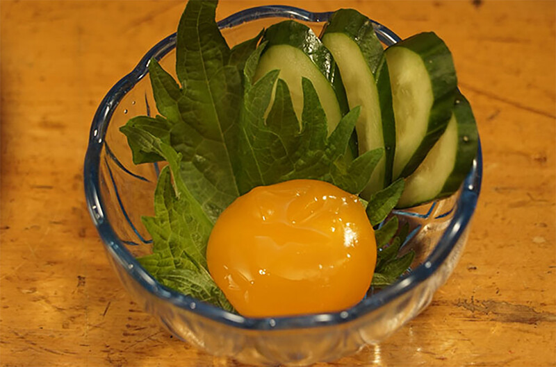 味增醃蛋黃。 味增醃蛋黃。