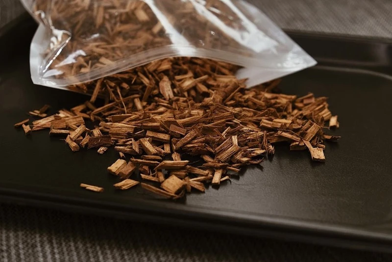 煙燻料理用木片Odai。