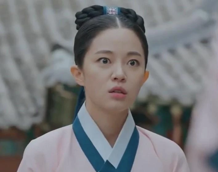 哲仁王后 五月 哲仁王后 五月