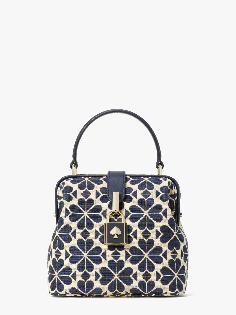 Kate Spade 桃心四葉花海軍藍手提包，售價NT$10,600