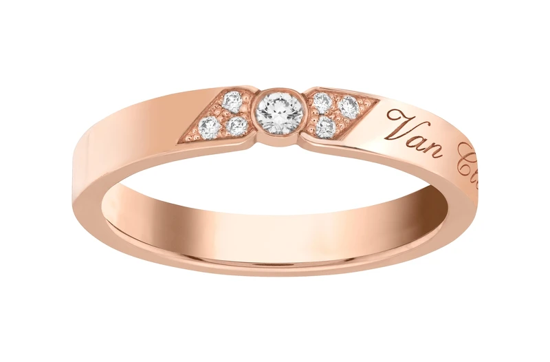 Van Cleef & Arpels - Signature Etoiles婚戒(玫瑰金，圓形鑽石，43米) 售價店洽