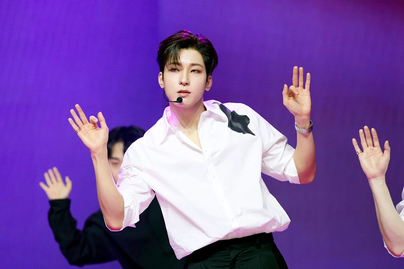 photo / twitter@pledis_17 photo / twitter@pledis_17