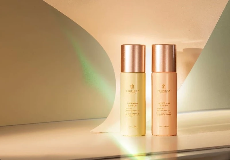 Prophecy Morocco鉑翡斯美體極萃油 賦活修護,售價NT2,190/120ml、Prophecy Morocco鉑翡斯美體極萃油 保濕透白,售價NT2,190/120ml。 Prophecy Morocco鉑翡斯美體極萃油 賦活修護,售價NT2,190/120ml、Prophecy Morocco鉑翡斯美體極萃油 保濕透白,售價NT2,190/120ml。