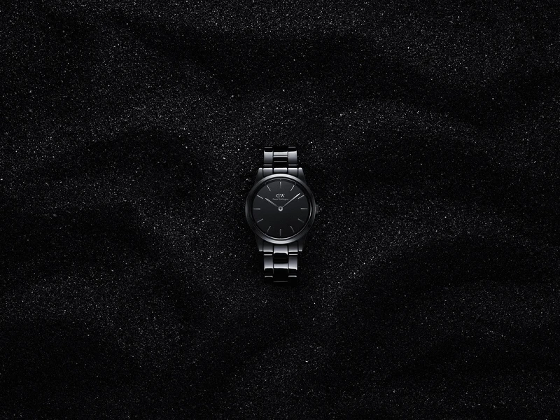 Iconic Link Ceramic 黑瓷錶 28 mm／32 mm ，NT9,490