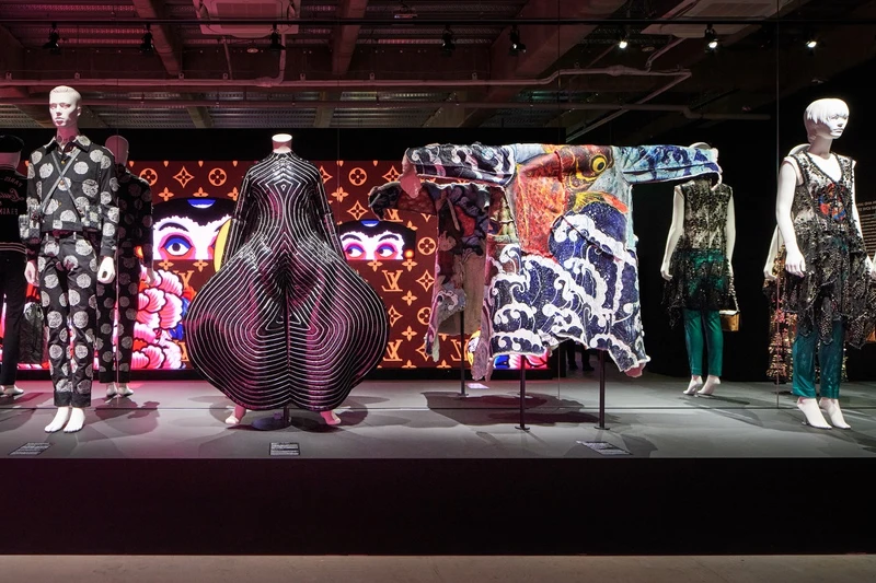 Louis Vuitton &展覽