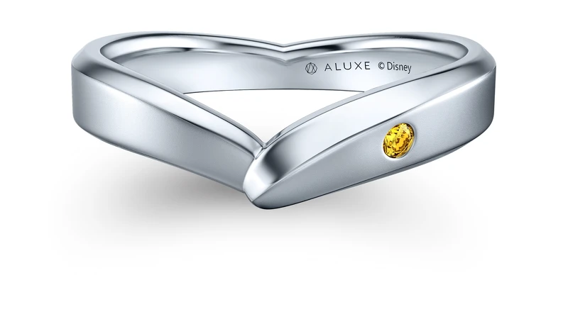 Feel The Love對戒(男) 鉑金/18K金,售價NT$55,600/NT$43,200起 Feel The Love對戒(男) 鉑金/18K金,售價NT$55,600/NT$43,200起