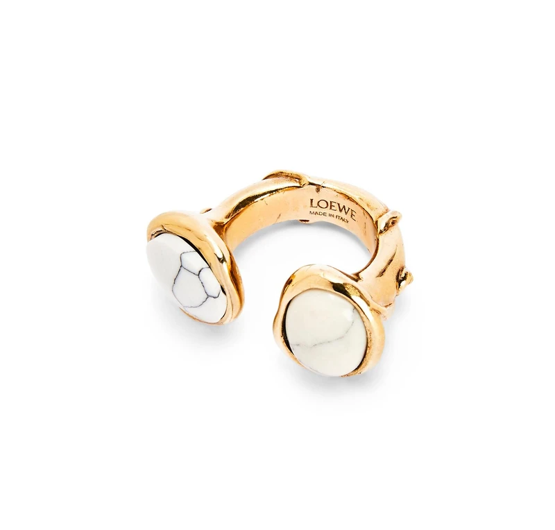 Loewe Tree戒指,NT10,000 Loewe Tree戒指,NT10,000