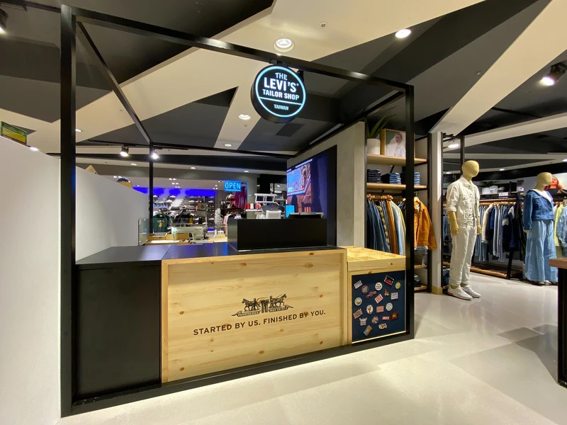 Levi’s X Disney X Keith Haring客製化聯名系列