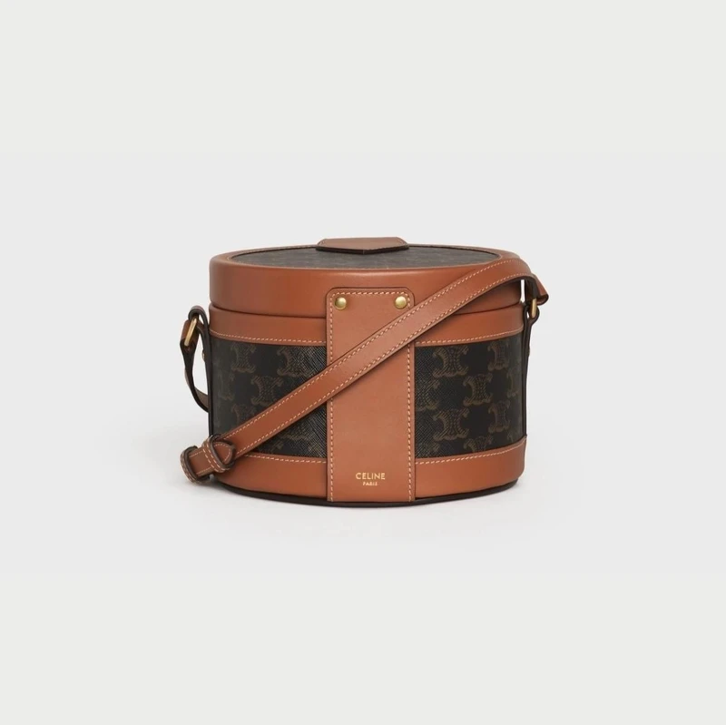 CELINE Tambour凱旋門化妝箱包，NT91,000