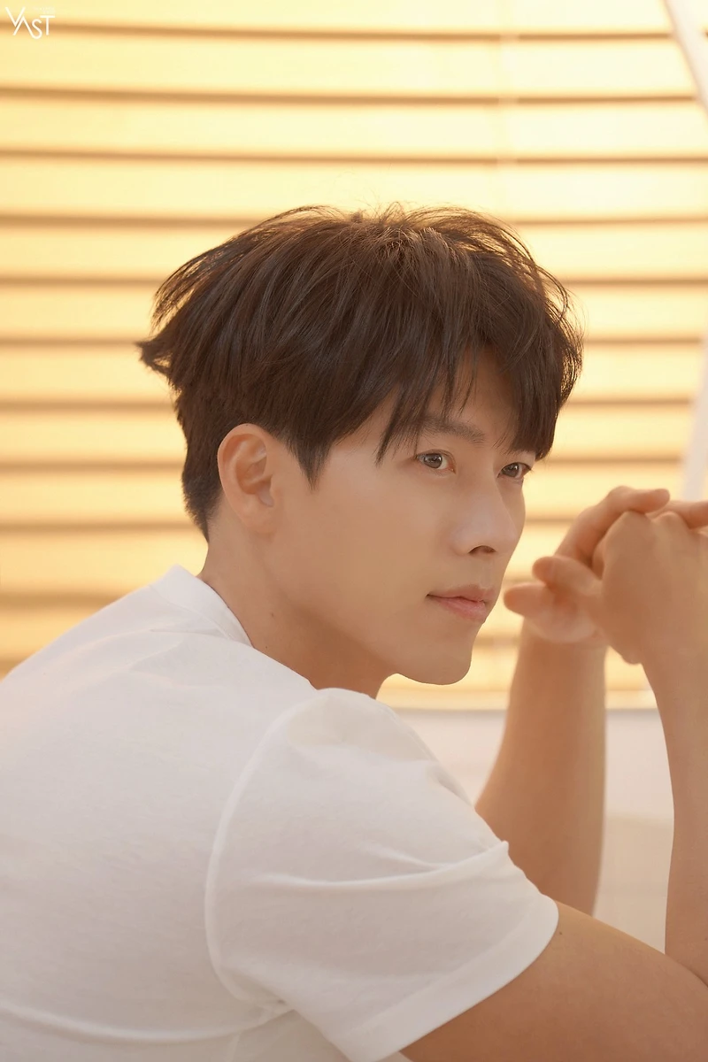 玄彬代言BODYLUV廣告大片