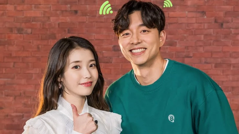 IU 與 孔劉 睽違12年合體專訪 IU 與 孔劉 睽違12年合體專訪