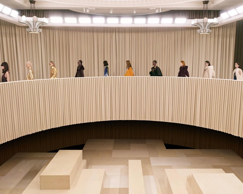 Burberry 2021秋冬女裝系列