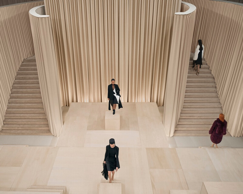 Burberry 2021秋冬女裝系列