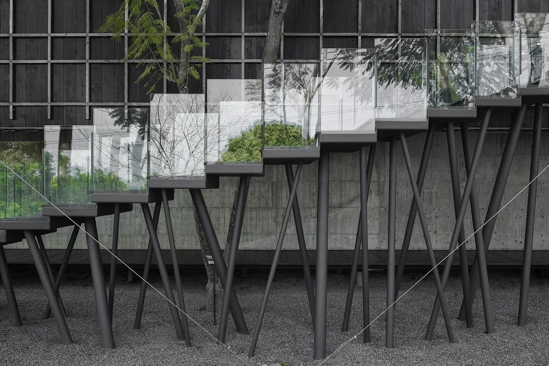 大量運用竹子舊木。 大量運用竹子舊木。