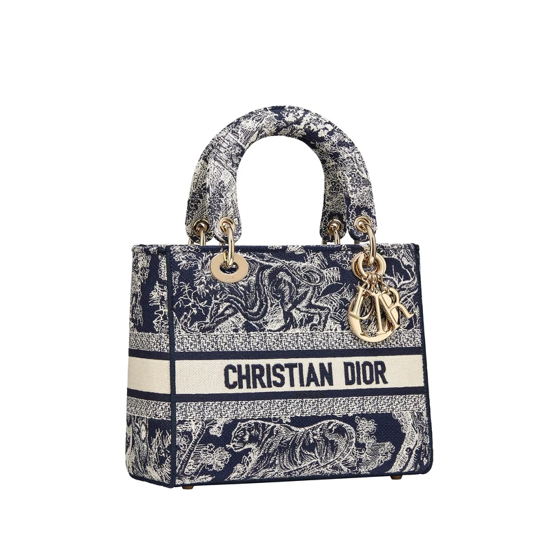 Dior Lady D-Lite印花刺繡帆布包,NT145,000 Dior Lady D-Lite印花刺繡帆布包,NT145,000