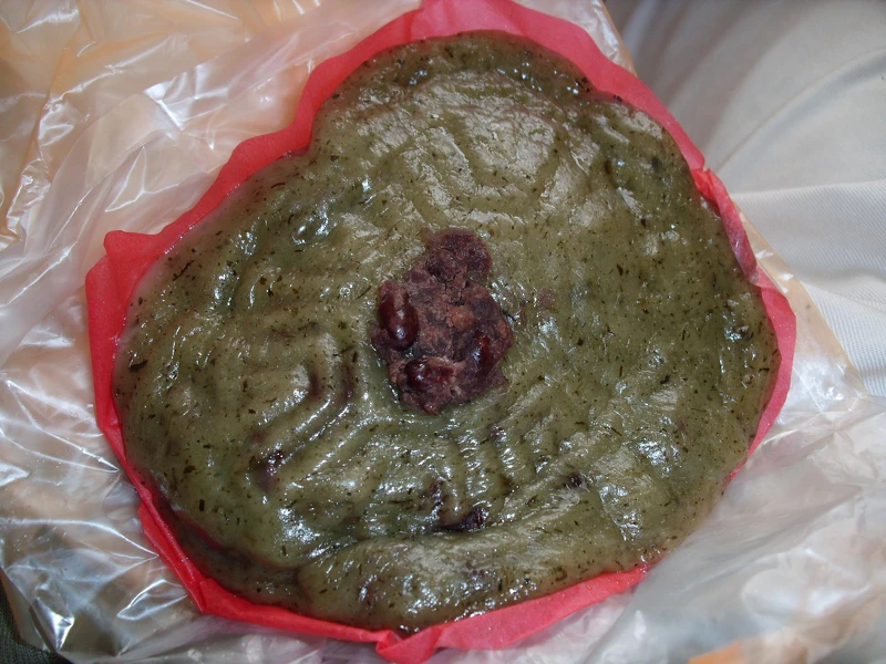 ▲客家人立夏時會吃草仔粿。(示意圖 / 翻攝自維基百科) ▲客家人立夏時會吃草仔粿。(示意圖 / 翻攝自維基百科)