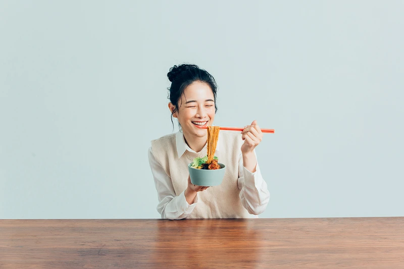 代言人千千。 代言人千千。