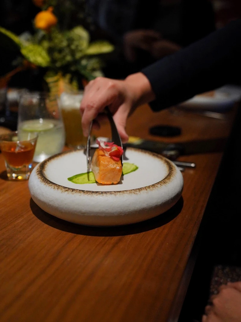 粉紅胡椒×鮭魚×香草