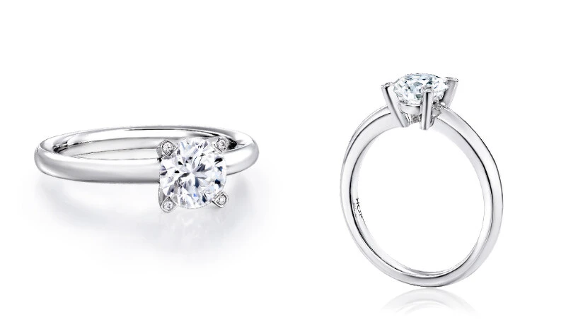 DLight鉑金單鑽戒指(中央主鑽約0.30ct起)。 DLight鉑金單鑽戒指(中央主鑽約0.30ct起)。