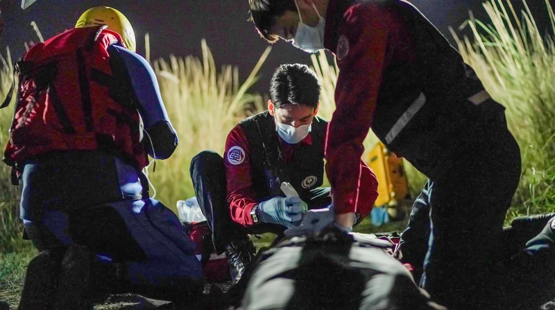 ▲林柏宏自帶藥瓶回家練習,演出時被誇讚專業。(圖 / 公共電視、myVideo提供) ▲林柏宏自帶藥瓶回家練習,演出時被誇讚專業。(圖 / 公共電視、myVideo提供)