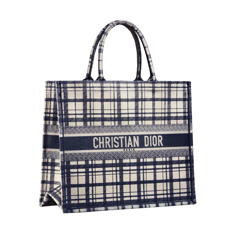 Book Check’n’Dior 藍白格紋刺繡托特包，NT99,000